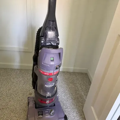 Hoover Elite Rewind Lightweight 12 Amp Vacuum 