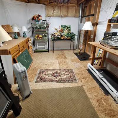 Sale Photo Thumbnail #183