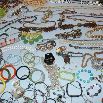 Sale Photo Thumbnail #247