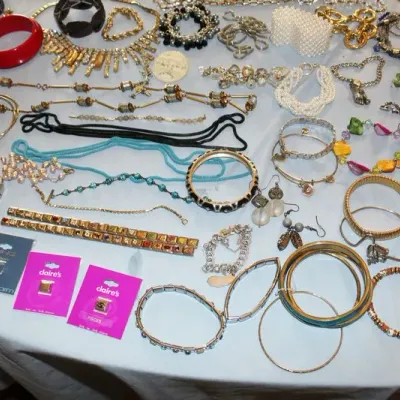 Sale Photo Thumbnail #233