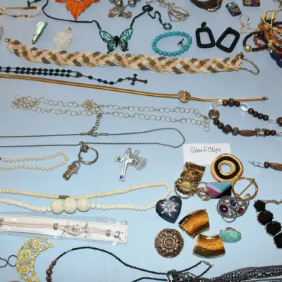 Sale Photo Thumbnail #126