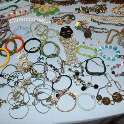 Sale Photo Thumbnail #241
