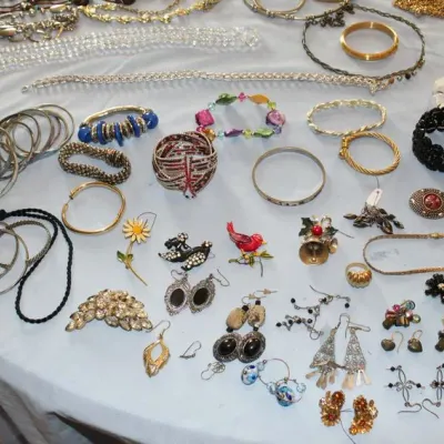 Sale Photo Thumbnail #210