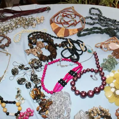 Sale Photo Thumbnail #172