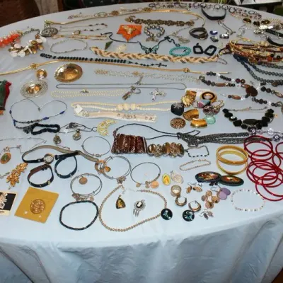 Sale Photo Thumbnail #119