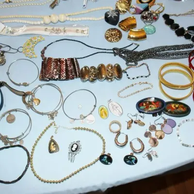 Sale Photo Thumbnail #125