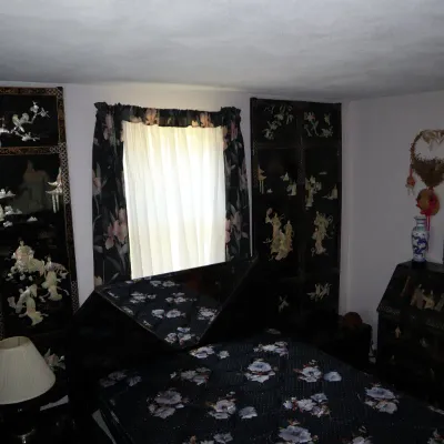 Sale Photo Thumbnail #50