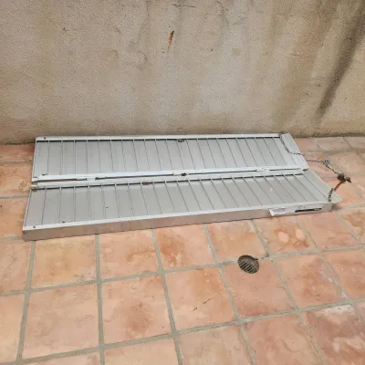 200-lb Truck Ramp Platform
