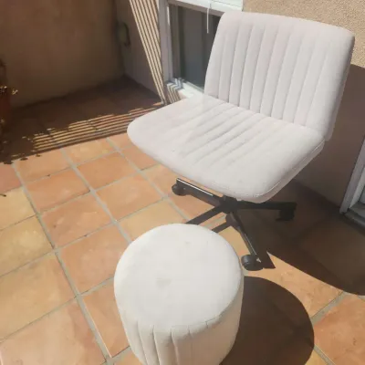 Chair-and-a-Half on Wheels with Ottoman