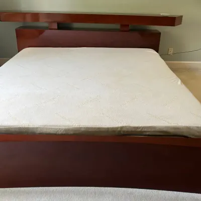 Mid Century Modern King Size Adjustable Bed