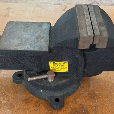 Pittsburgh Table Vise