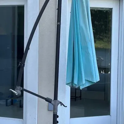 10-foot Offset Cantilever Patio Umbrella