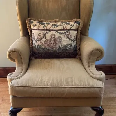 Vintage Henredon Queen Anne Wingback Armchair: Lot B