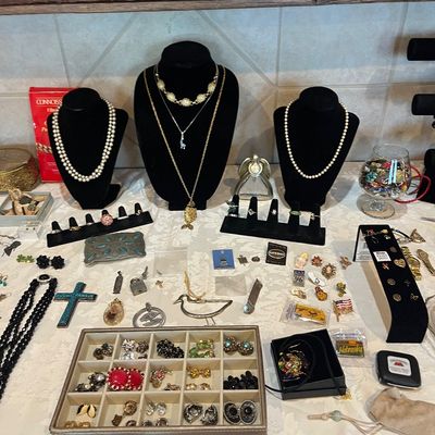 Sale Photo Thumbnail #47