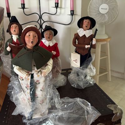 Byers Choice Pilgrim Plantation Collection