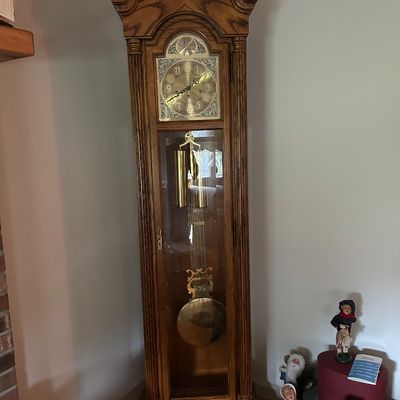 Howard Miiller Grandfther Clock