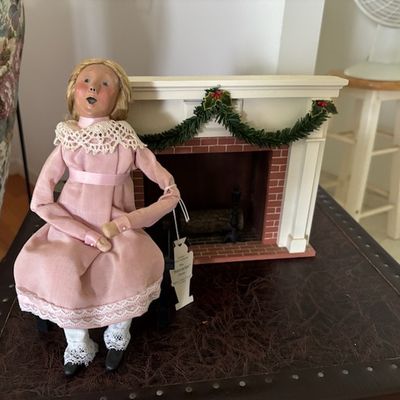 Byers Choice Carolers Nutcracker series Louise and Accessory