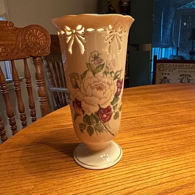 Lenox Vase Vintage Victorian Rose Porcelain