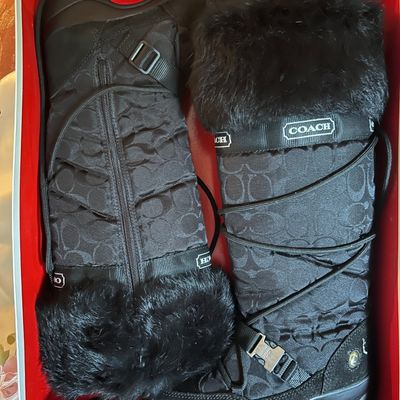 Coach I gage Solaris Black Signature Monogram Fur Monogram Fur Trimmed Snow Boots