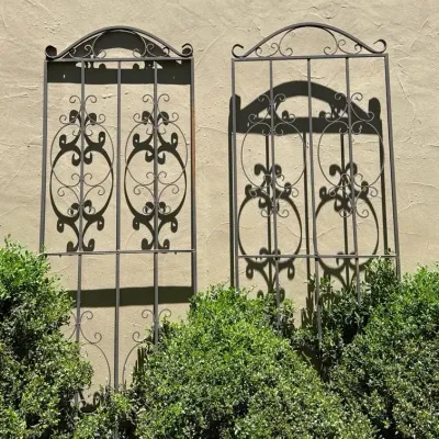 Pair of metal outdoor decor wall hangings 