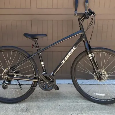 Trek Verve 1 Disc Hybrid Bicycle