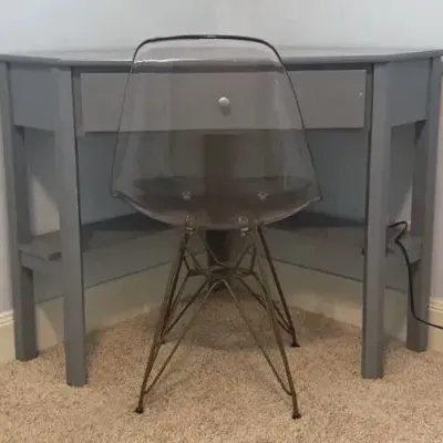 Solid Wood Desk With Drawer