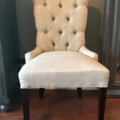 Upholstered Chair 