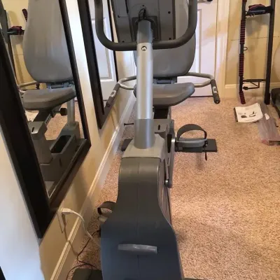 Tunturi E60R Recumbent Bike (Cannot Get Screen To Work) Very Heavy & Upstairs 