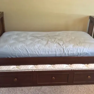 Solid Wood TWIN Bed (Star Furniture) With Trundle, Also Can Be Bunk Bed