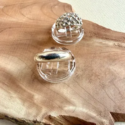 Silver-Tone Statement Ring Pair – Woven Basketweave & Sleek Sculptural Designs