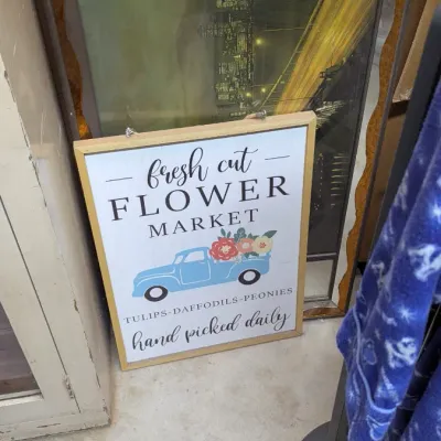 Estate sale photo