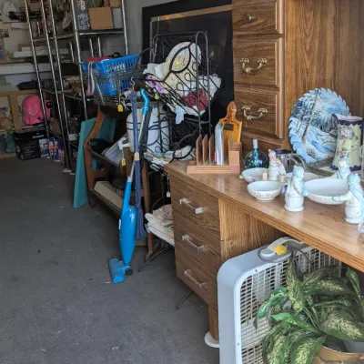 Estate sale photo