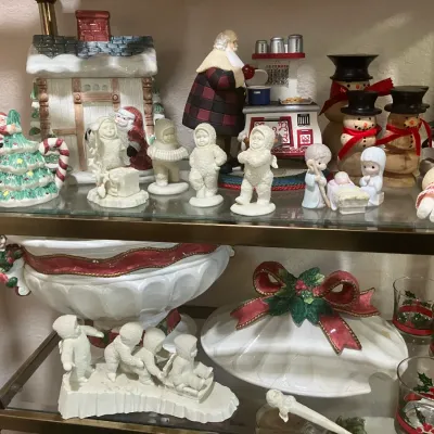 Sale Photo Thumbnail #127