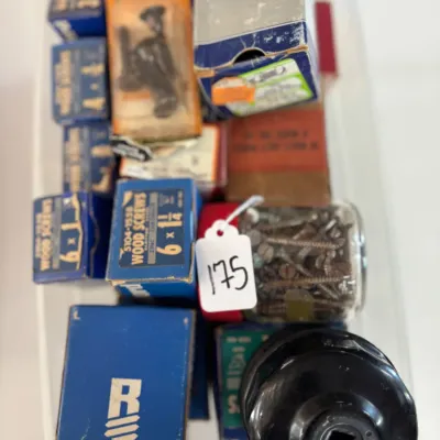 Sale Photo Thumbnail #302