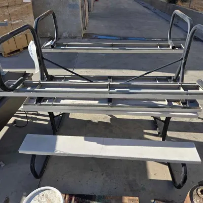 2700 2 outdoor lunch tables
