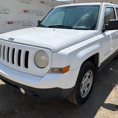 Sale Photo Thumbnail #16: 155 2014 jeep patriot