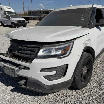 Sale Photo Thumbnail #22: 185 2019 ford explorer