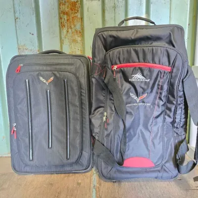 3042 corvette themed luggage cases