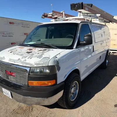 Sale Photo Thumbnail #8: 114 2004 gmc savana 2500