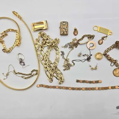 1002 costume jewelry