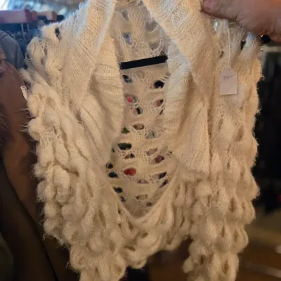 Sale Photo Thumbnail #135