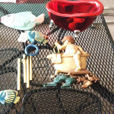 Sale Photo Thumbnail #287: CHAULKWARE FISH-METAL WALL ART-FISH WIND CHIME