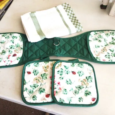 Sale Photo Thumbnail #104: PAPERTOWEL HOLDER- HOTPADS AND KITCHEN TOWEL ARE ALSO IN THE LOT