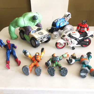 Sale Photo Thumbnail #126: HULK-SPIDERMAN-OTHERS