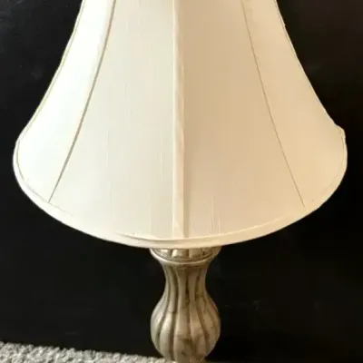 Vintage-Style Ivory Accent Lamp