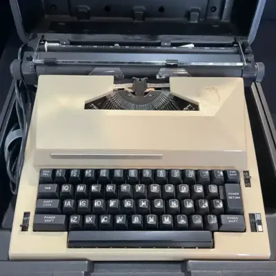 Sears “The Scholar” Electric Portable Typewriter with Correction, With Case, Does Not Type