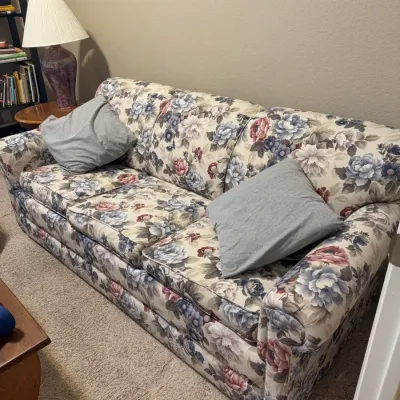 Sale Photo Thumbnail #731