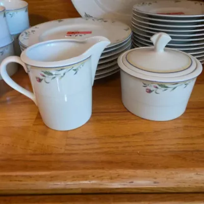 Sale Photo Thumbnail #375