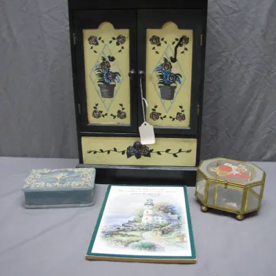 Sale Photo Thumbnail #122