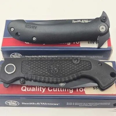 2202 smith wesson quality pocket knives